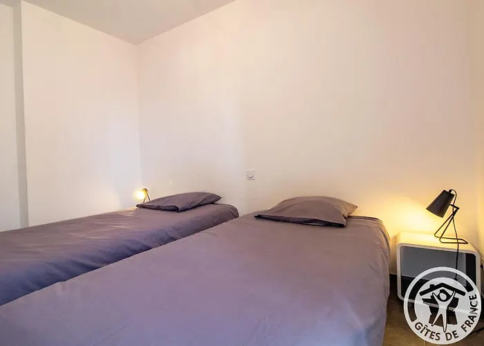 Moderne Et Confortable Proche Cholet, Nantes Et Puy Du Fou, Avec Terrasse Et Près D'un étang - Fr-1-622-43